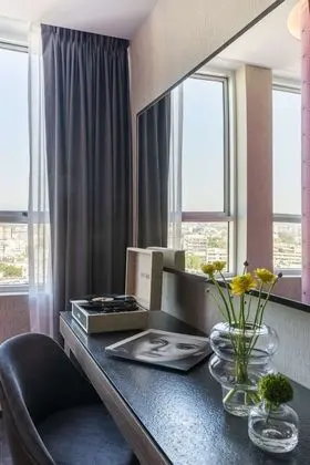 Oda, 1 En Büyük (King) Boy Yatak, Şehir Manzaralı
