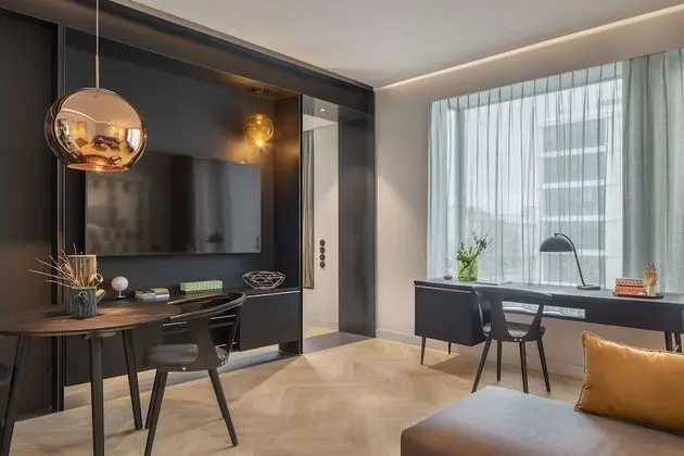 Andaz, Süit
