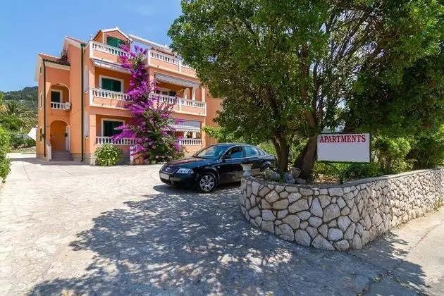 Apart Daire (Anđela - 80 m from beach - A1(5))