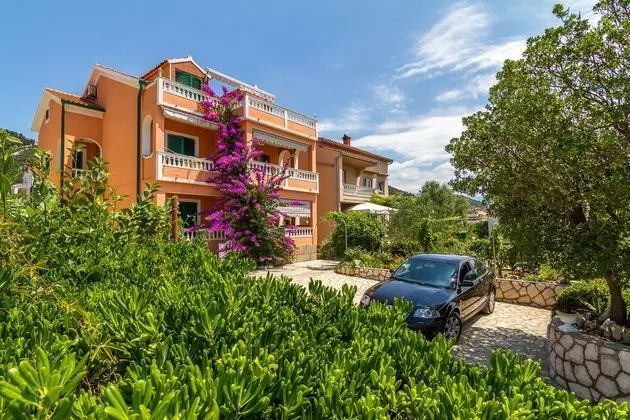 Apart Daire (Anđela - 80 m from beach - A2(2+2))