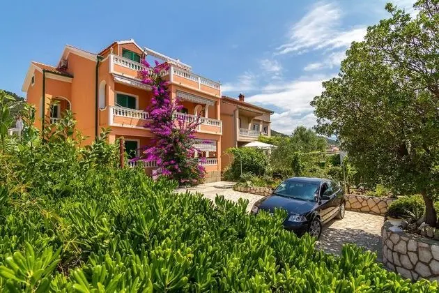 Apart Daire (Anđela - 80 m from beach - A3(2+2))
