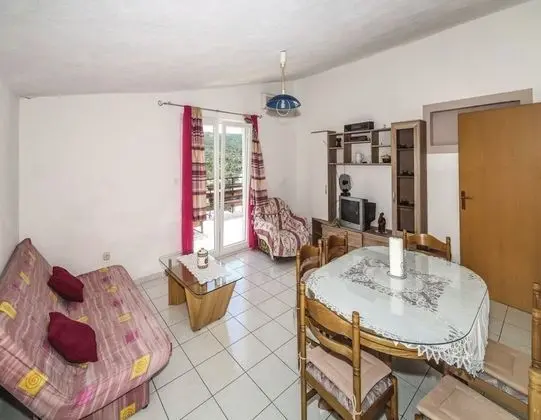 Apart Daire (Andela - large terrace - A2(4+2))