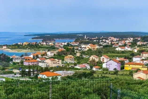 Ev (Anđeli - nice and comfortable house )