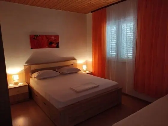 Apart Daire (Anđelka - 50 m from beach - A3(9))
