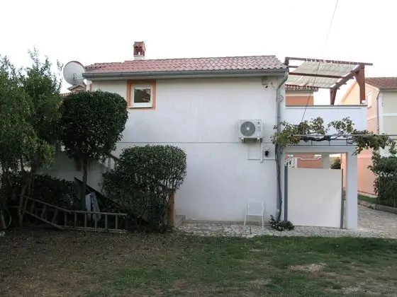 Apart Daire (Anđeo - 80 m from beach - A5(2+2))