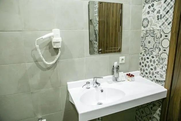 Standard İki Ayrı Yataklı Oda (With Bath)