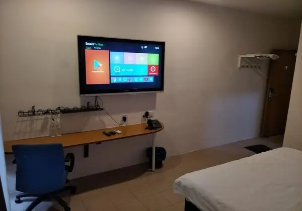 Basic Oda, 1 En Büyük (King) Boy Yatak