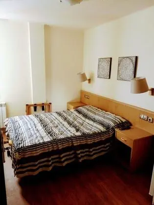 Basic Tek Büyük veya İki Ayrı Yataklı Oda