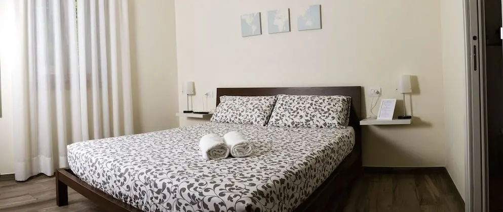 Classic Tek Büyük Yataklı Oda