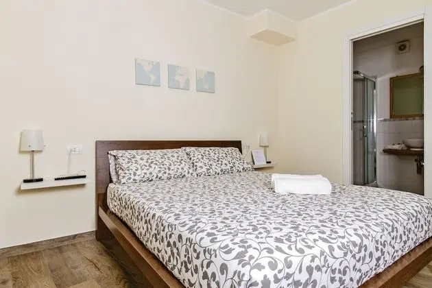 Classic Tek Büyük Yataklı Oda