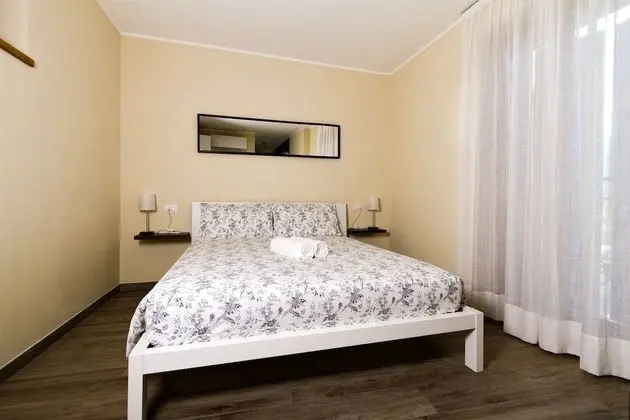 Tek Büyük Yataklı Oda, Balkon