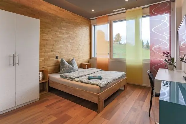 Basic Tek Büyük Yataklı Oda