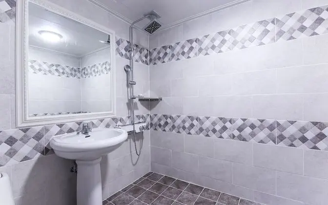 Oda (Premium-massage chair (available for )