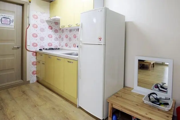 Ortak Ranzalı Oda, Sadece erkekler için, Sigara İçilmez (8-person)