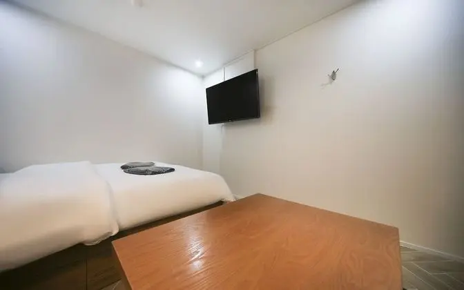 Oda (Deluxe (Netflix available/air purifie)