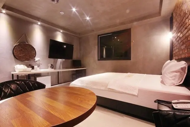 Oda (Vintage antique)