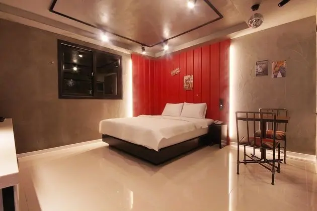 Oda (Vintage antique)