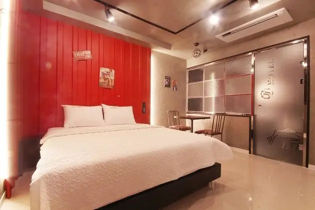 Oda (Vintage antique)