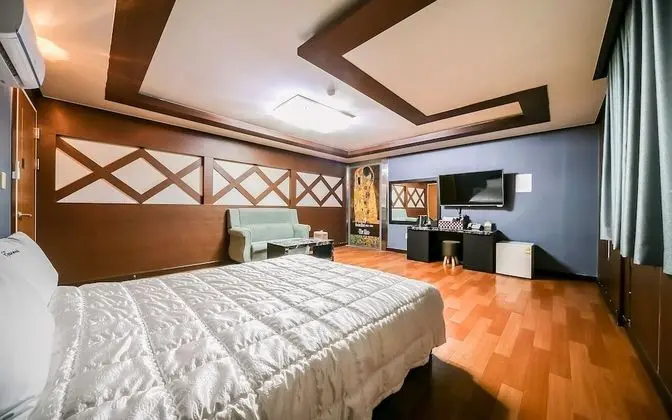 Oda (Special Room)
