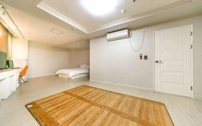 Oda (Large Room (Air Purifier/Advanced Bid)