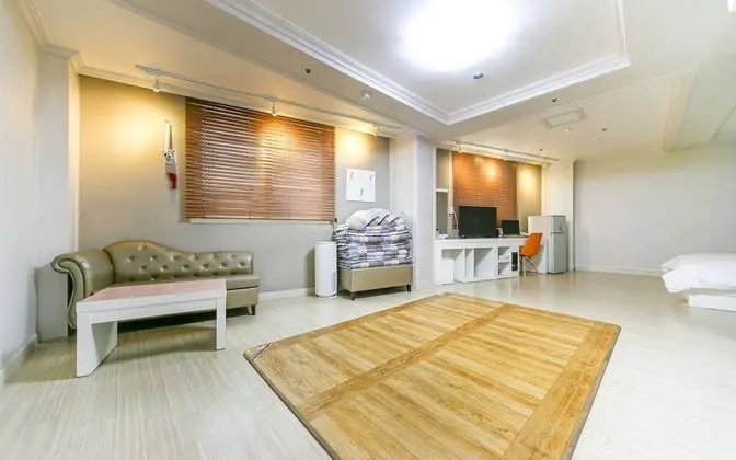 Oda (Large Room (Air Purifier/Advanced Bid)