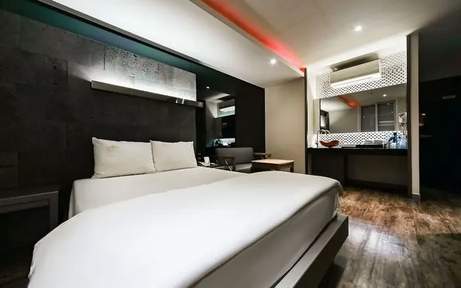 Oda (Special room (Netflix viewing/air pur)