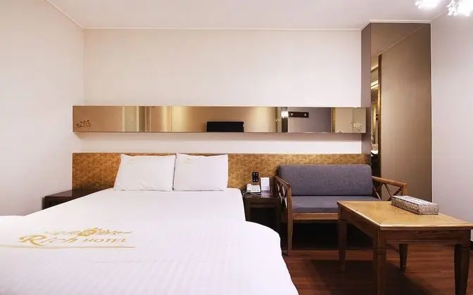 Oda (Special room (Netflix viewing/air pur)