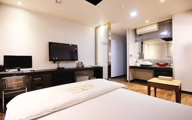 Oda (Special room (Netflix viewing/air pur)