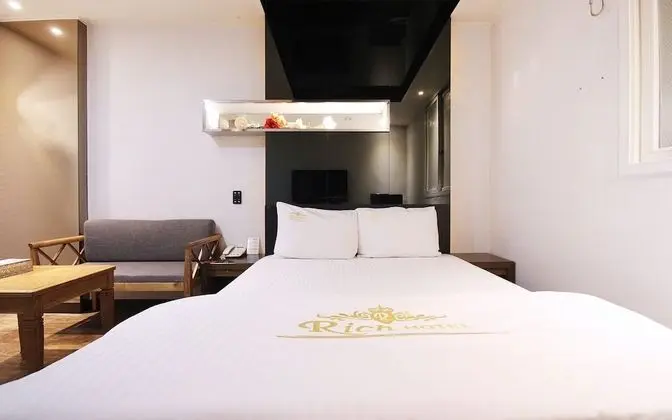 Oda (Special room (Netflix viewing/air pur)