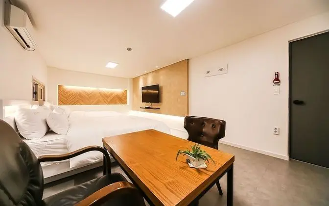 Oda (Deluxe twin for 4 people (hotel latex)