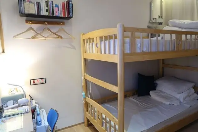 İki Ayrı Yataklı Oda (Bunk bed)