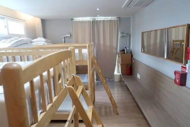Ortak Ranzalı Oda, Sadece erkekler için (6 persons)