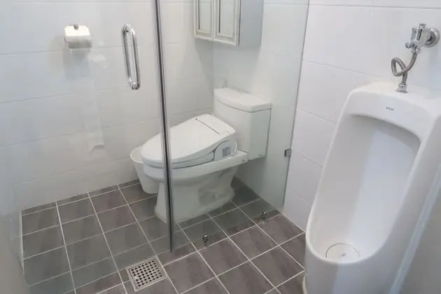 Ortak Ranzalı Oda, Sadece erkekler için (6 persons)