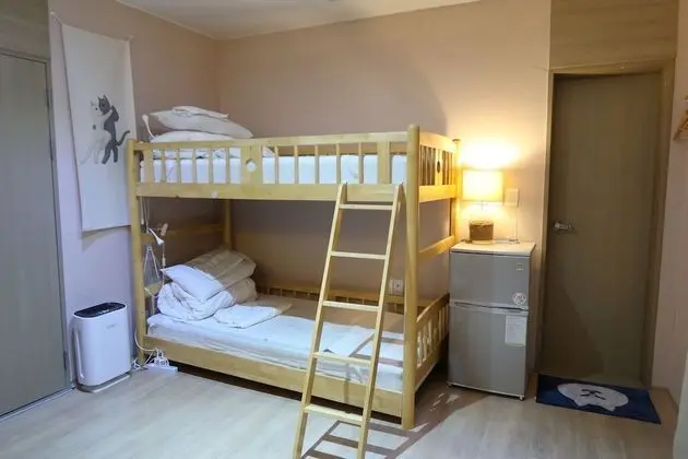 Ortak Ranzalı Oda, Sadece kadınlar için (6 persons)