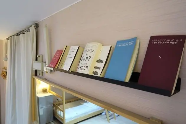 Ortak Ranzalı Oda, Sadece kadınlar için (6 persons)