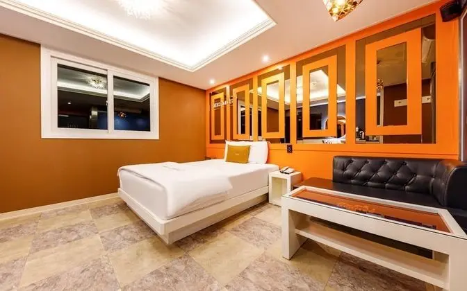 Oda (Non-face-to-face room-Air cleaning ro)