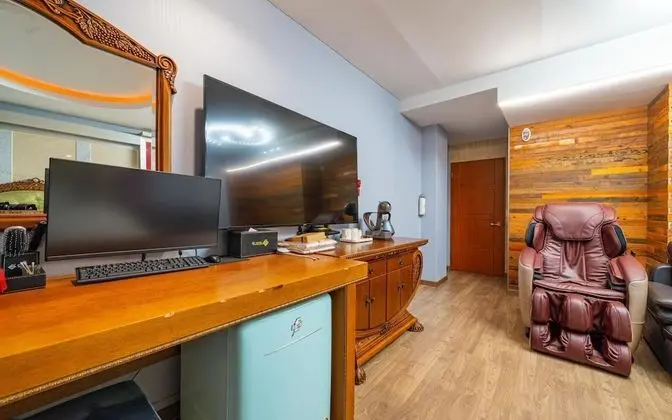 Oda (VIP-Spacious room (with styler massag)
