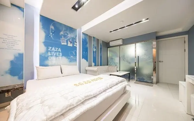 Oda (Special Room (Netflix Available Batht)