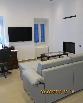 Oda, 1 Yatak Odası, Şömine