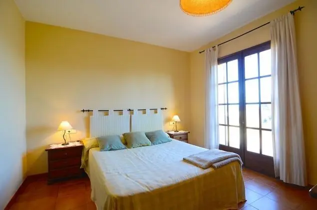 Family Villa, 3 Yatak Odası, Kişiye Özel Havuzlu, Kısmi Deniz Manzaralı