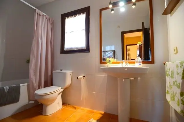 Family Villa, 3 Yatak Odası, Kişiye Özel Havuzlu, Kısmi Deniz Manzaralı