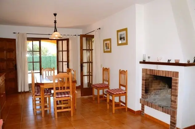 Family Villa, 3 Yatak Odası, Kişiye Özel Havuzlu, Kısmi Deniz Manzaralı