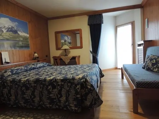 Tek Büyük Yataklı Oda, Balkon