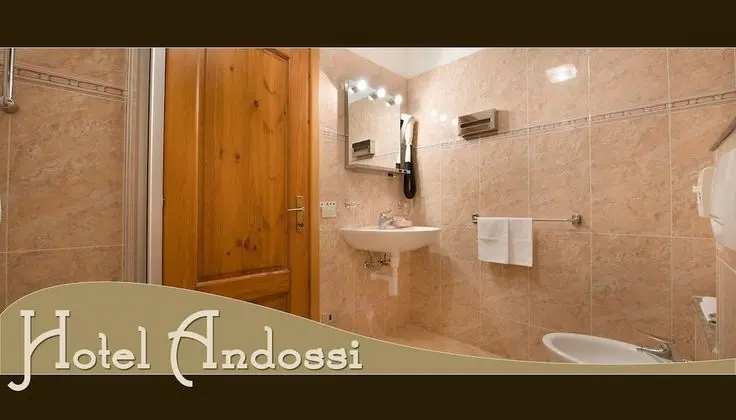 Tek Büyük Yataklı Oda, Balkon