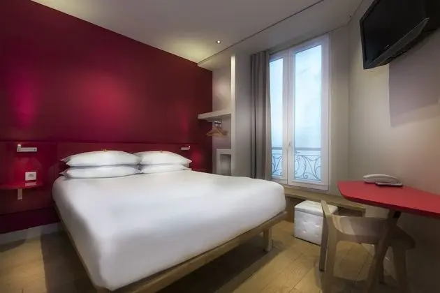 Classic Tek Büyük Yataklı Oda, Avlu Manzaralı