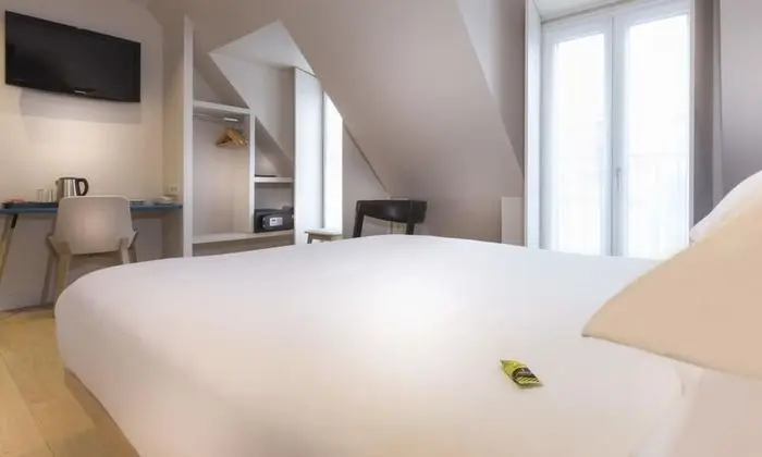 Deluxe Tek Büyük Yataklı Oda, Balkon, Executive Katı (top floor)