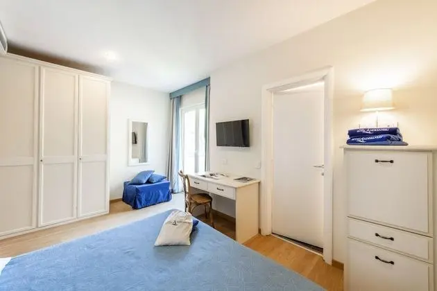 Superior Tek Büyük veya İki Ayrı Yataklı Oda