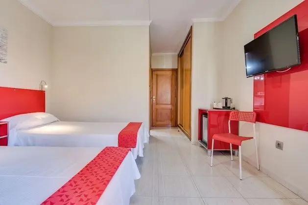 Tek Büyük Yataklı Oda, Balkon