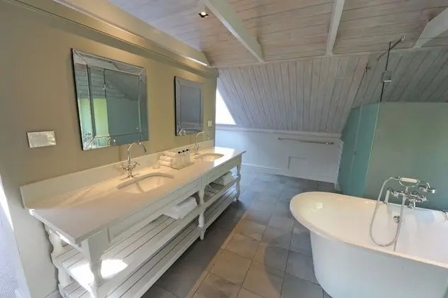Luxury Tek Büyük veya İki Ayrı Yataklı Oda