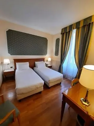 Standard Tek Büyük veya İki Ayrı Yataklı Oda